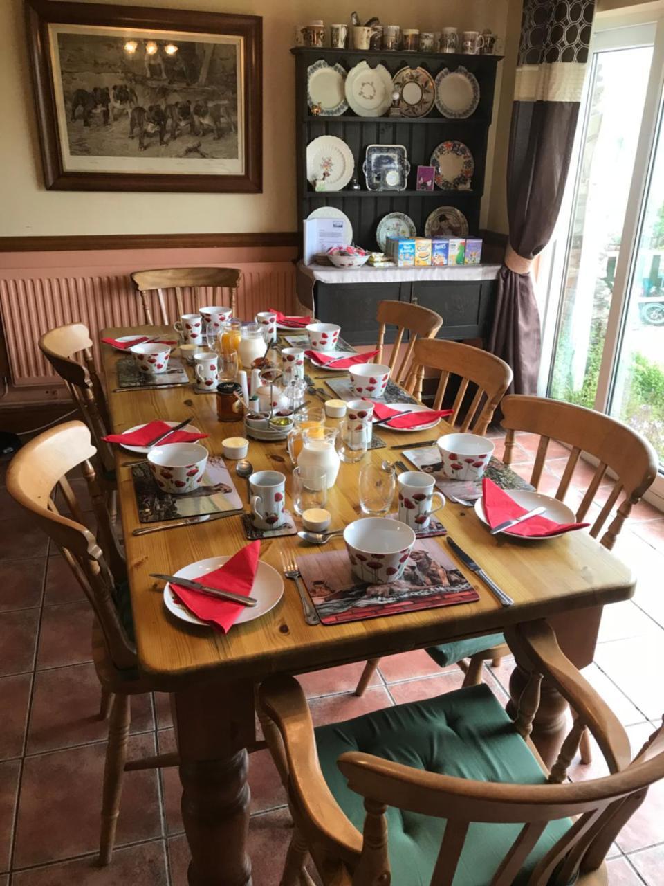 Brynawel Farm B&B Pontlliw Exteriör bild
